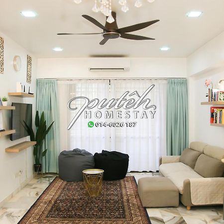 Puteh Homestay Шах Алам Екстериор снимка