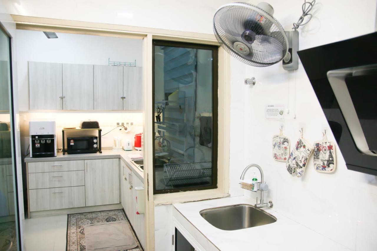 Puteh Homestay Шах Алам Екстериор снимка